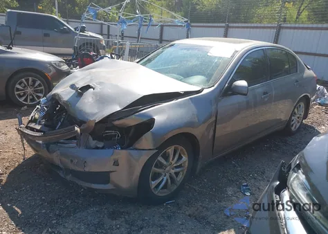 2008 Infiniti G35 Journey z USA, uszkodzony, nr VIN JNKBV61E88M225678